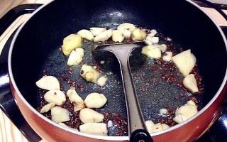 制作狗肉火锅短视频，制作狗肉火锅短视频大全